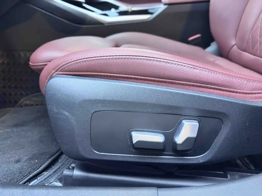 BMW 3 Series 2023 — фото 13