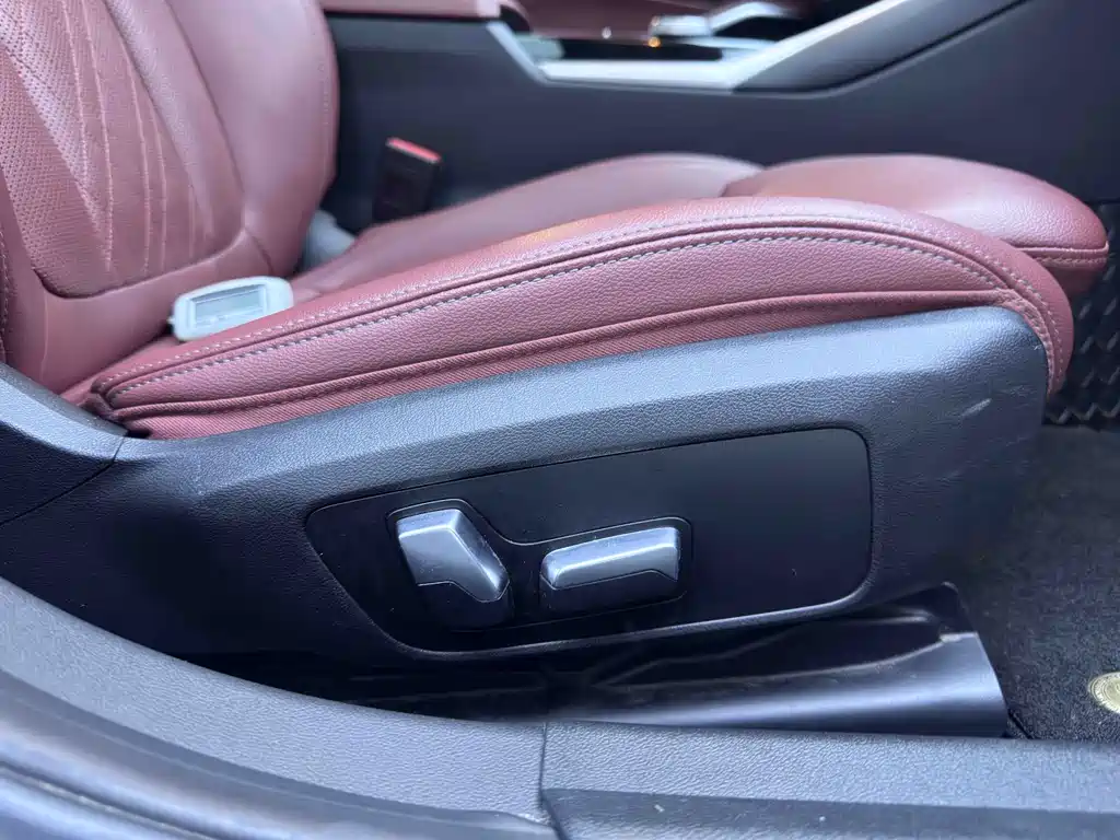 BMW 3 Series 2023 — фото 14