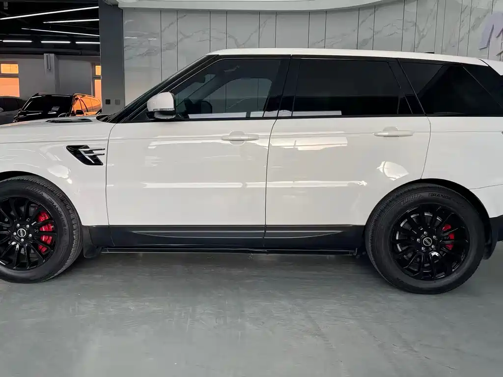 Land Rover Range Rover Sport 2019 — фото 5