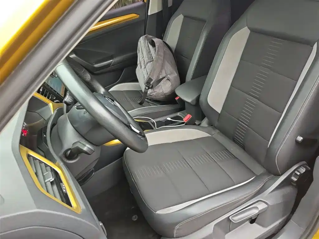 Volkswagen T-Roc 2019 — фото 15