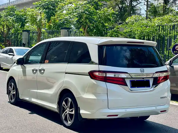 Honda Odyssey 2016