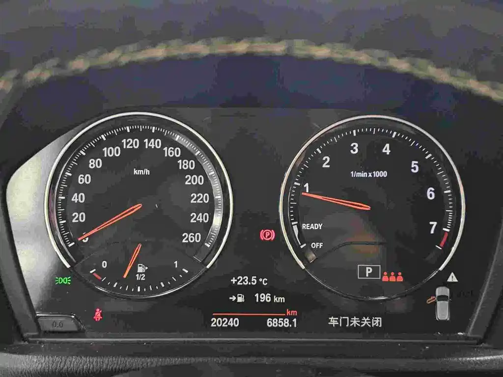 BMW X2 2023 — фото 13