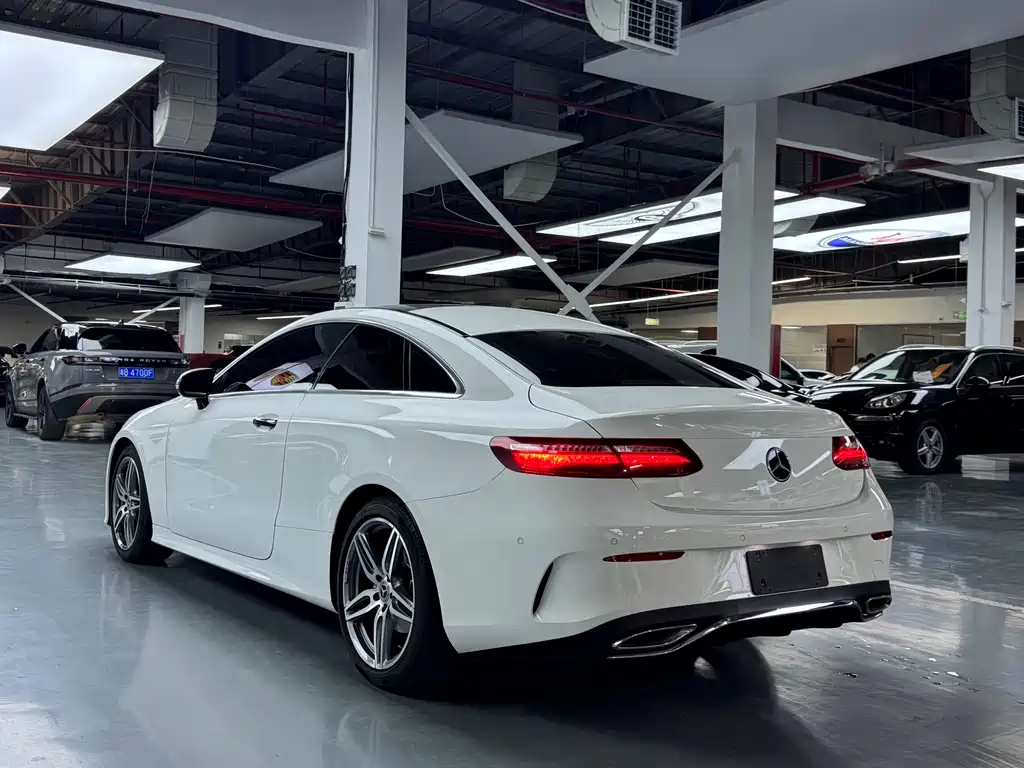 Mercedes-Benz E-Class 2020 — фото 16