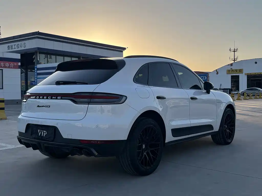 Porsche Macan 2019 — фото 4