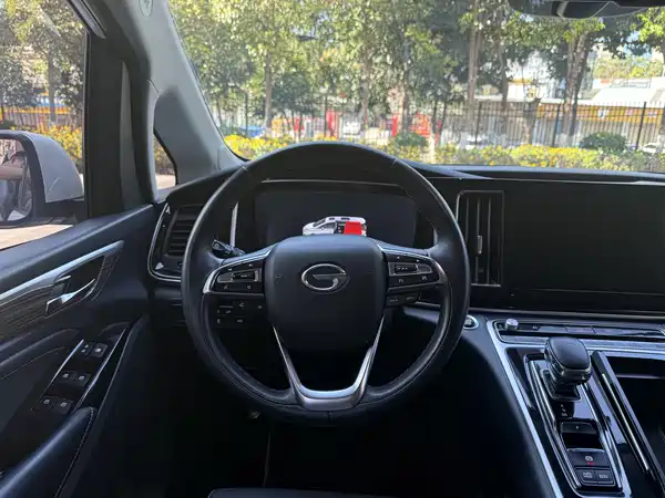 GAC Trumpchi M8 2022