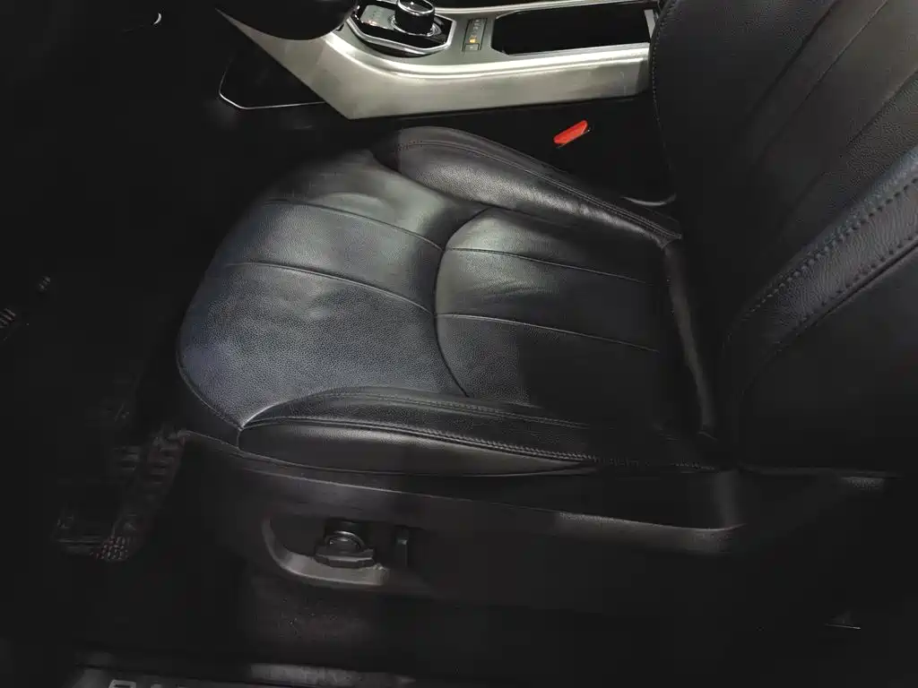 Land Rover Evoque 2017 — фото 20