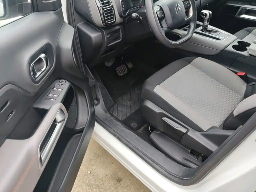 Citroën C5 Aircross 2018 — фото 16