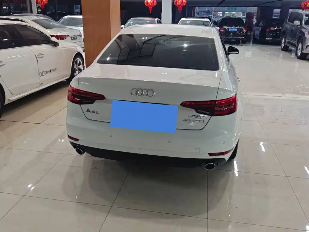 Audi A4L 2017 — фото 3