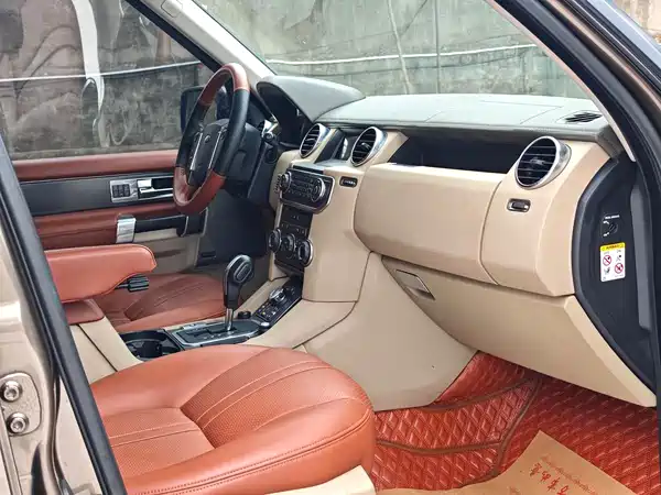 Land Rover Discovery 2011