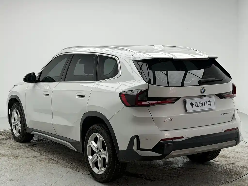 BMW X1 2023 — фото 4