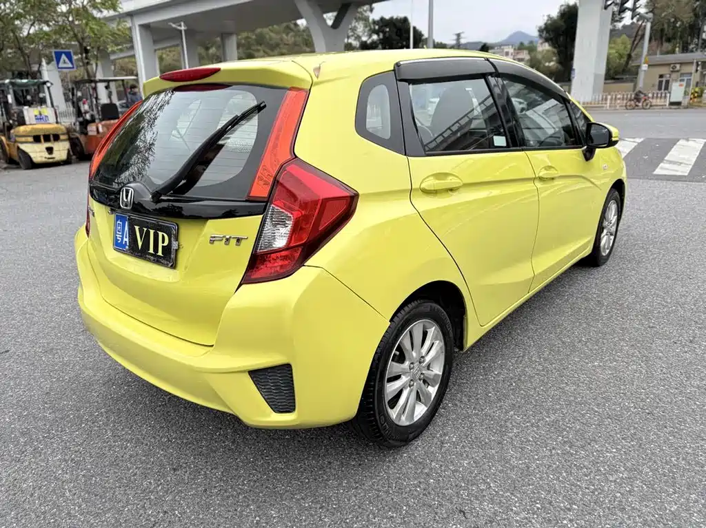 Honda Fit 2016 — фото 5