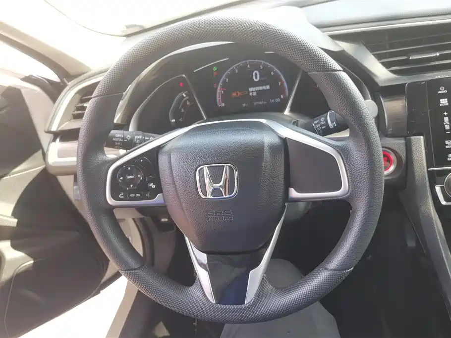 Honda Civic 2019 — фото 15
