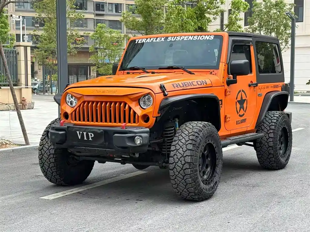 Jeep Wrangler 2013 — фото 1