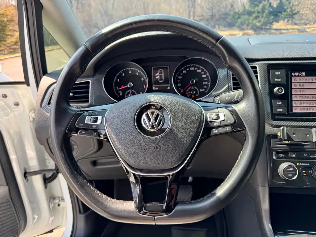 Volkswagen Golf Sportsvan 2019 — фото 14