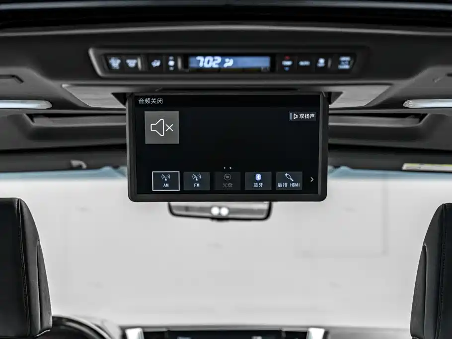 Toyota Vellfire 2022 — фото 9