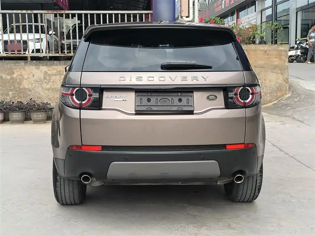 Land Rover Discovery Sport 2017 — фото 7