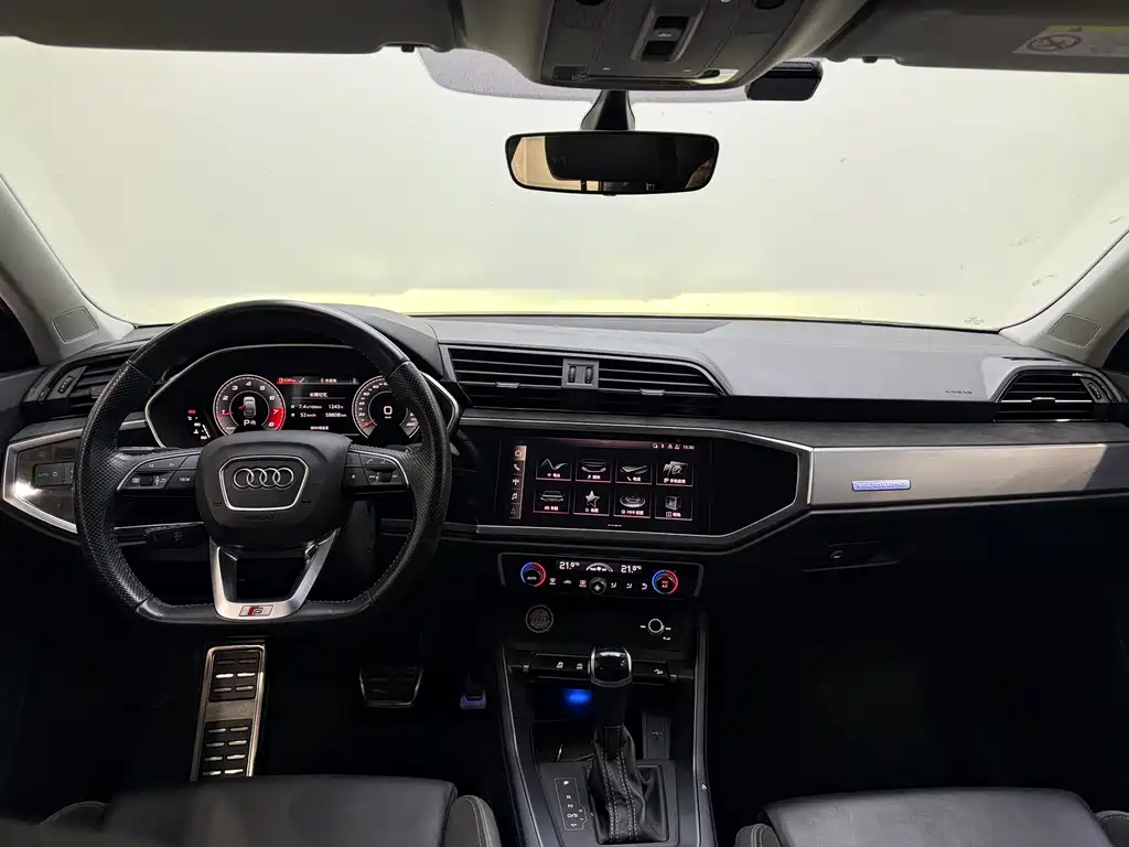 Audi Q3 Sportback 2022 — фото 18