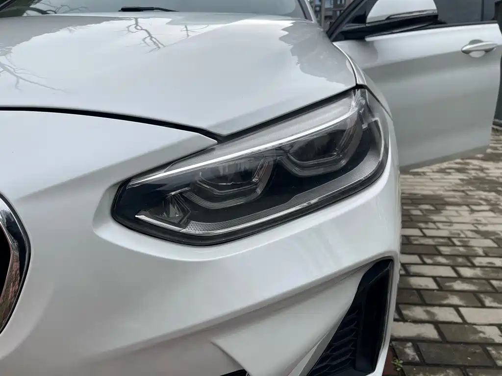 BMW 1 Series 2019 — фото 17