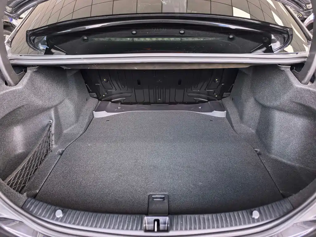 Mercedes-Benz C-Class 2022 — фото 15