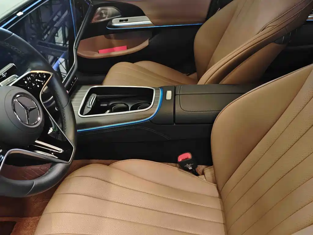 Mercedes-Benz E-Class 2025