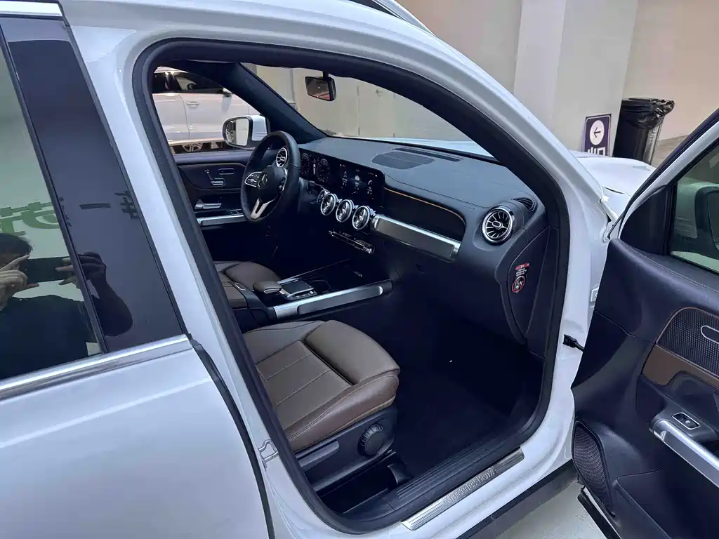 Mercedes-Benz GLB 2021 — фото 10