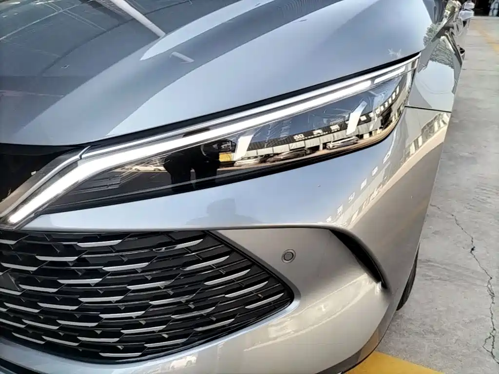 BYD Qin L 2025 — фото 24