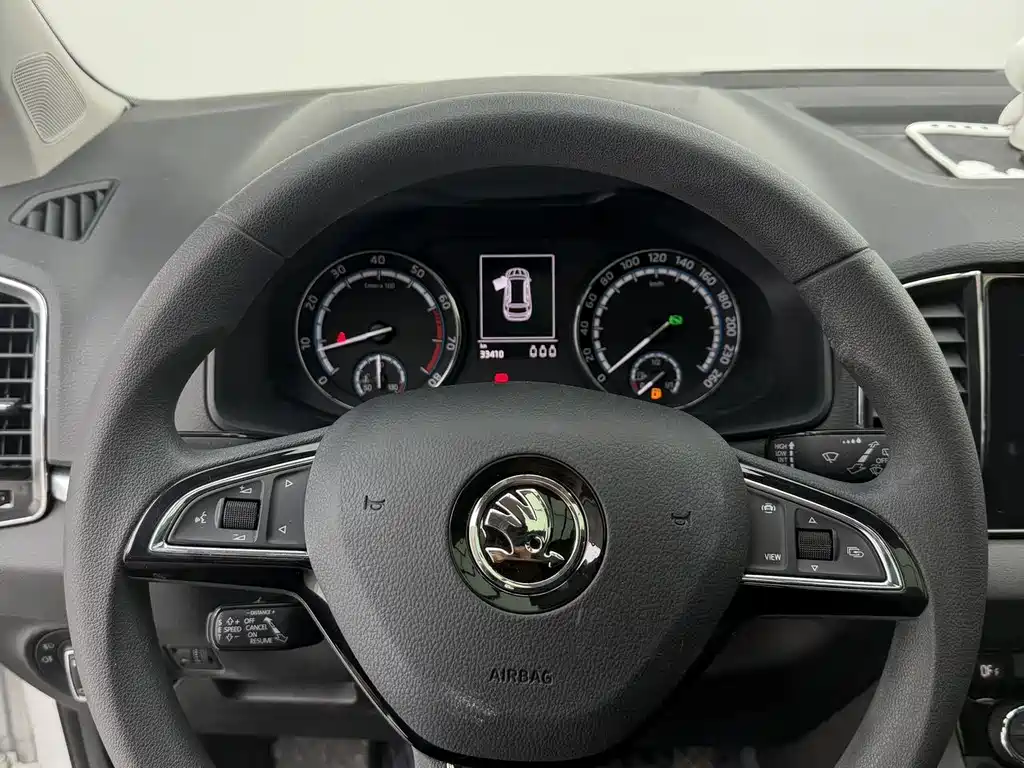 Skoda Karoq 2022 — фото 17