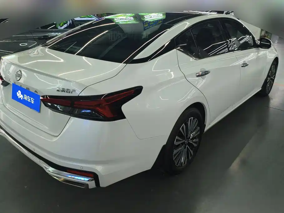 Nissan Teana 2025