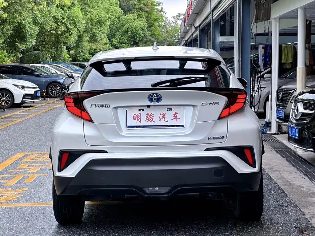 Toyota C-HR 2023