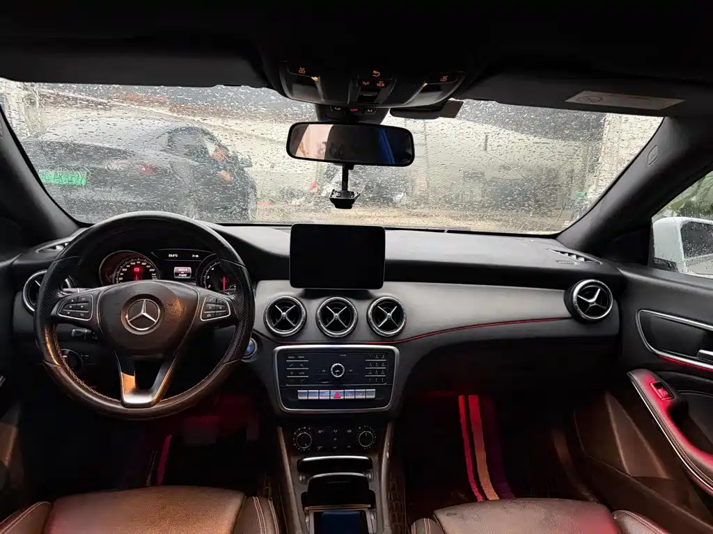 Mercedes-Benz CLA 2018