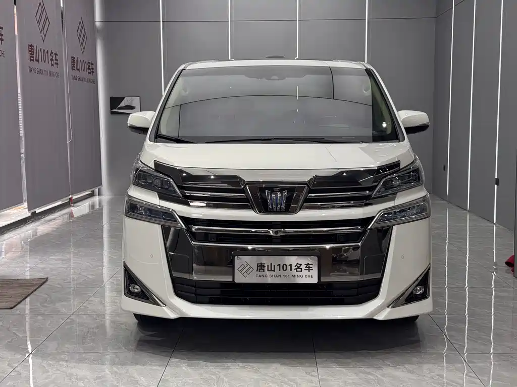 Toyota Vellfire 2022 — фото 2