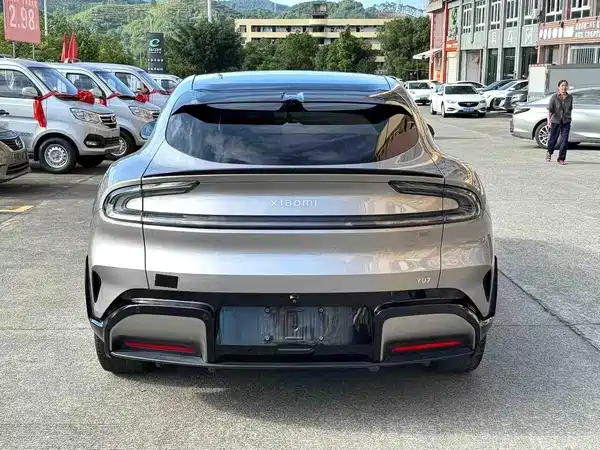 Xiaomi YU7 2025