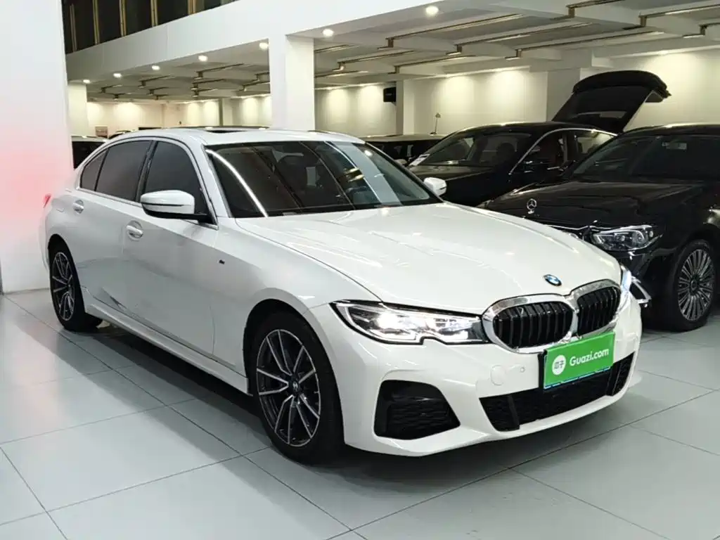 BMW 3 Series 2022