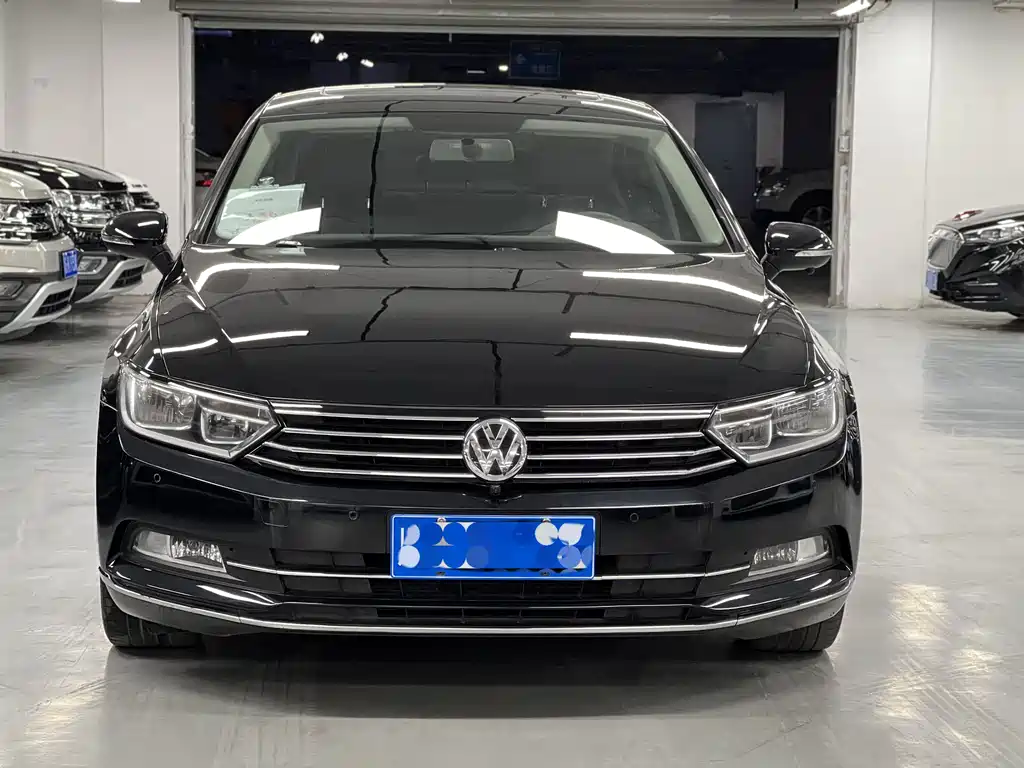 Volkswagen Magotan 2018 — фото 2