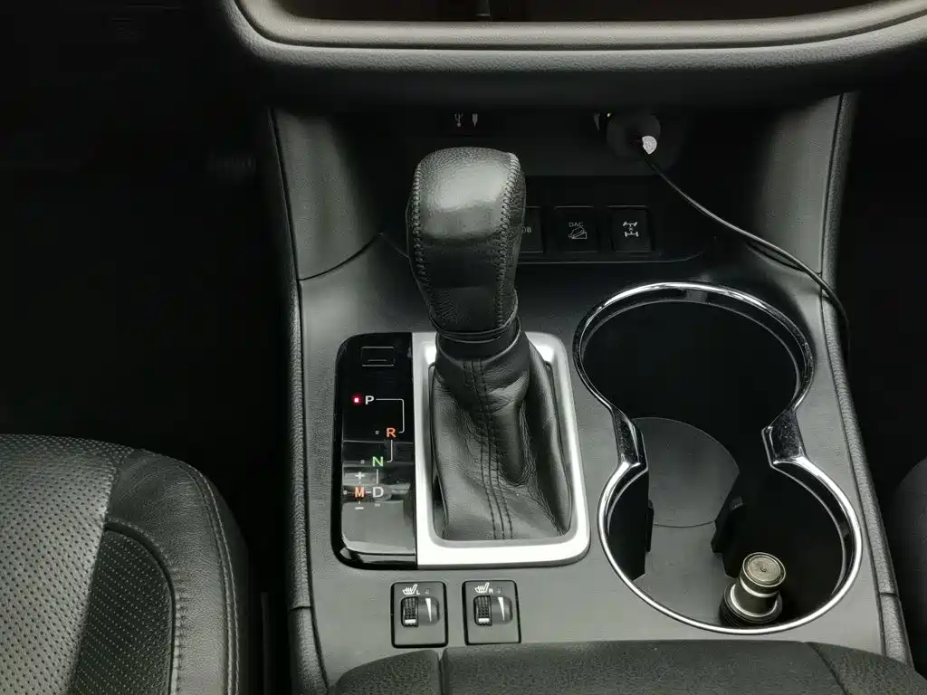 Toyota Highlander 2017 — фото 13