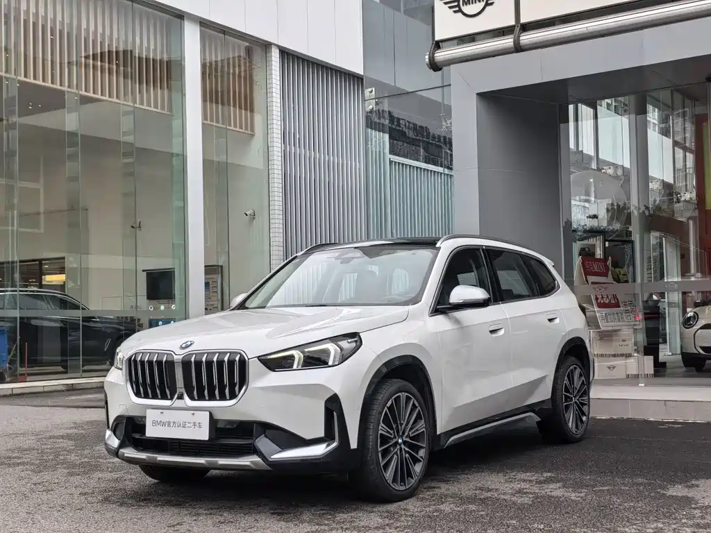 BMW X1 2023 — фото 1