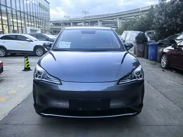 Neta V 2022