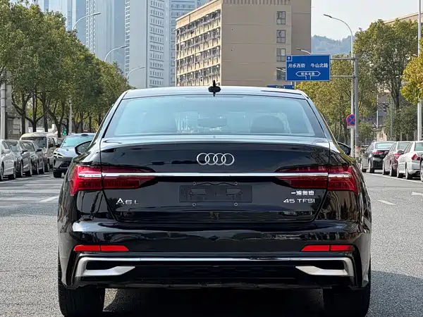 Audi A6L 2024
