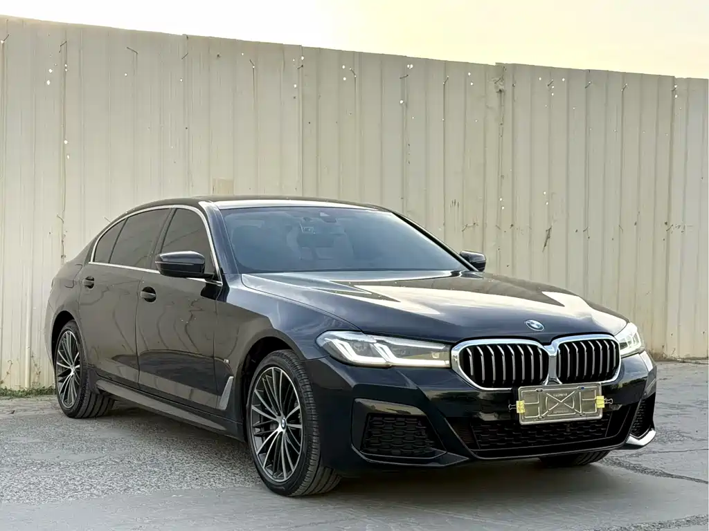 BMW 5 Series 2023