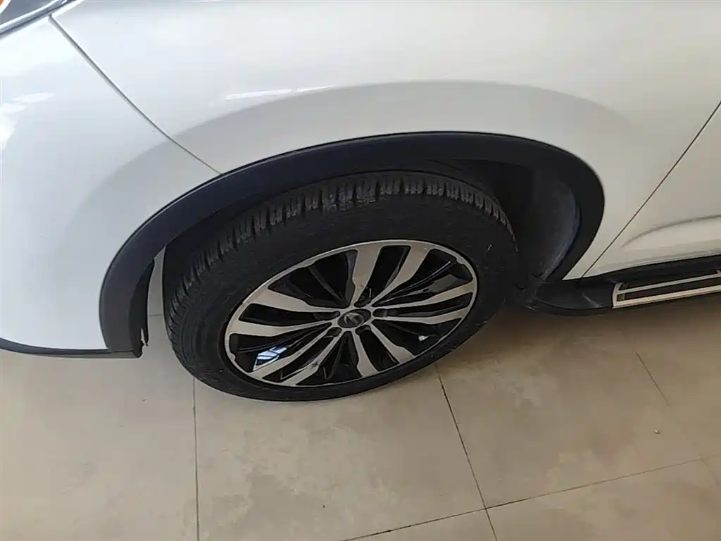 GAC Motor Trumpchi GS4 2015 — фото 23