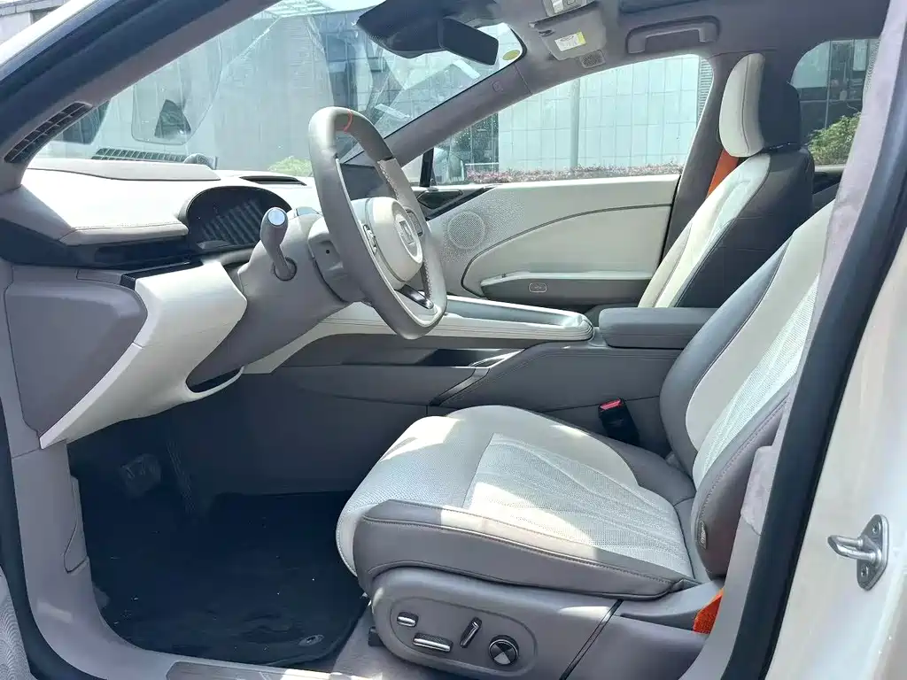 Zeekr 007 GT 2025
