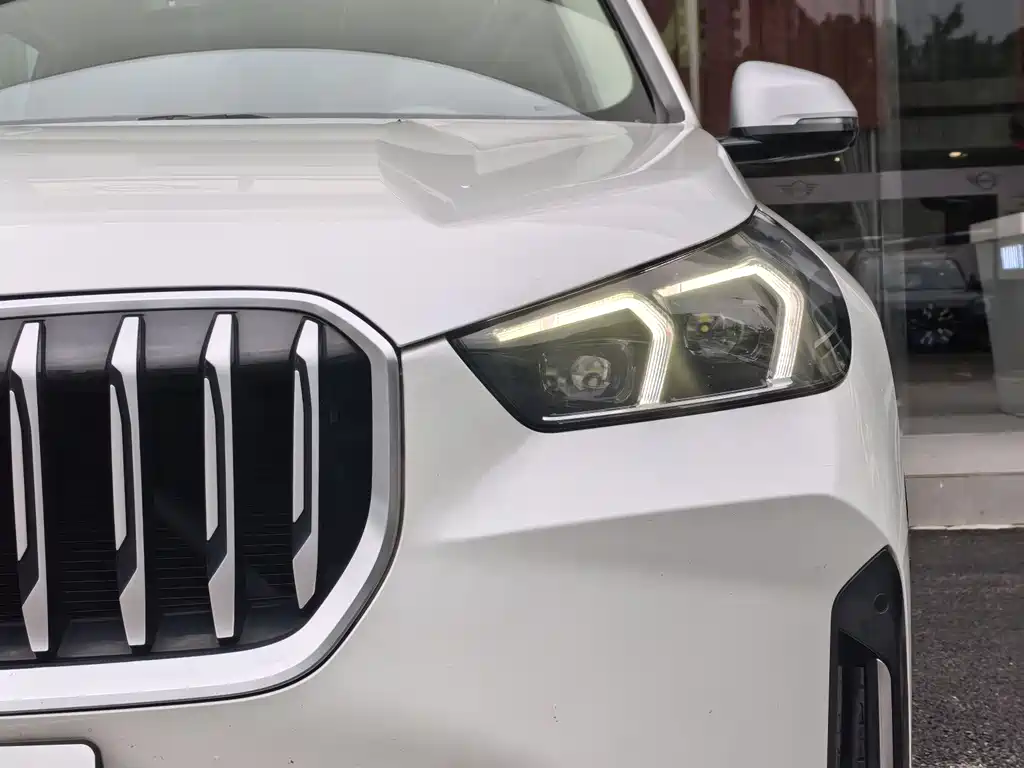 BMW X1 2023 — фото 4