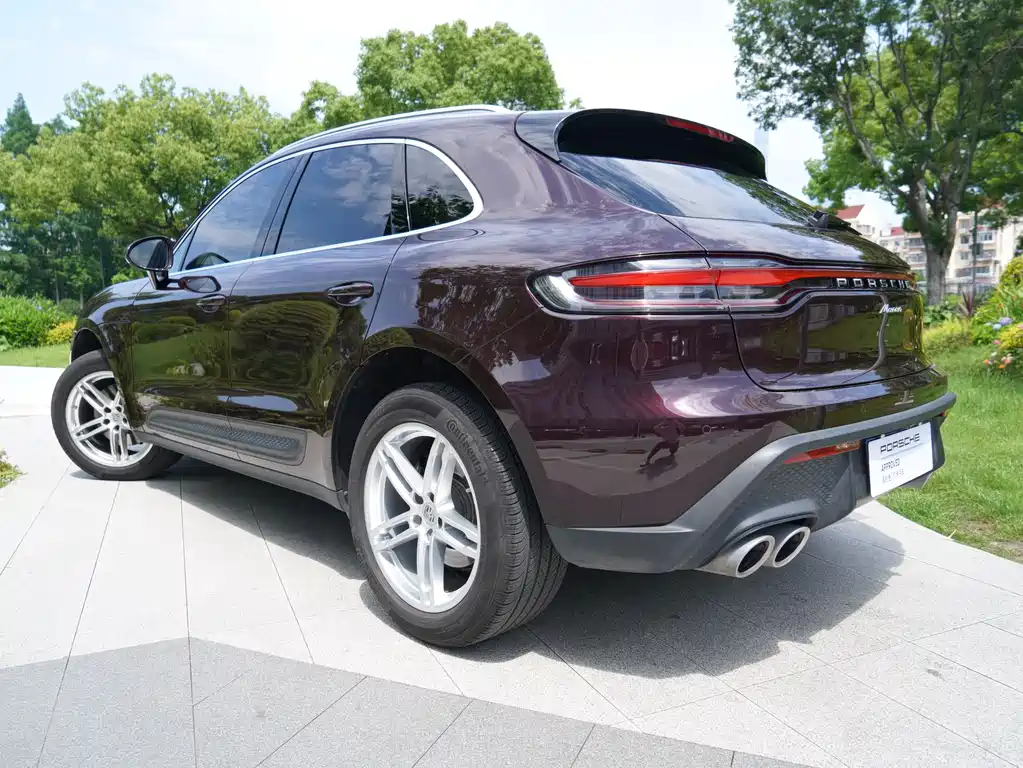 Porsche Macan 2023 — фото 18