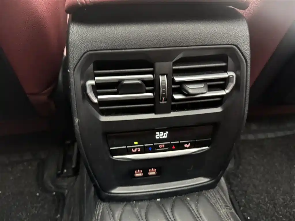 BMW 3 Series 2021 — фото 13
