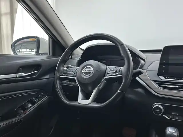 Nissan Teana 2022 — фото 11