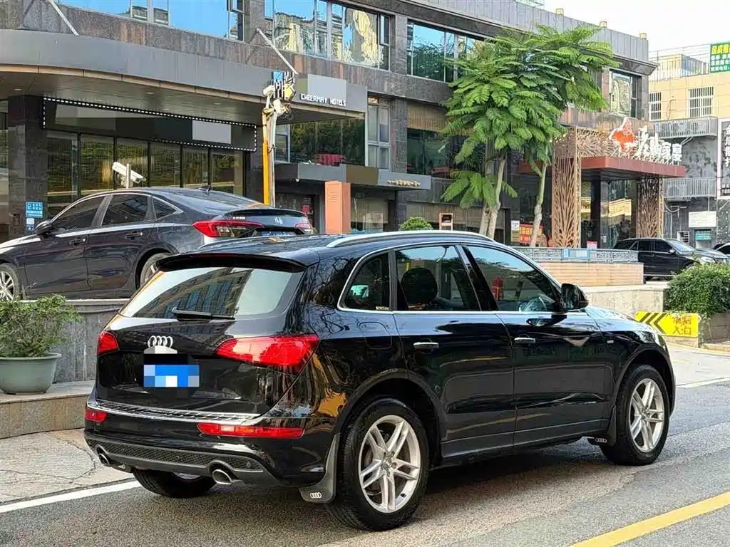 Audi Q5 2018 — фото 15