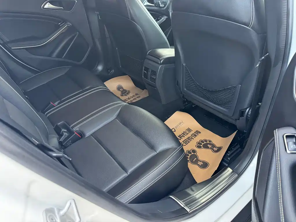 Mercedes-Benz GLA 2018 — фото 14