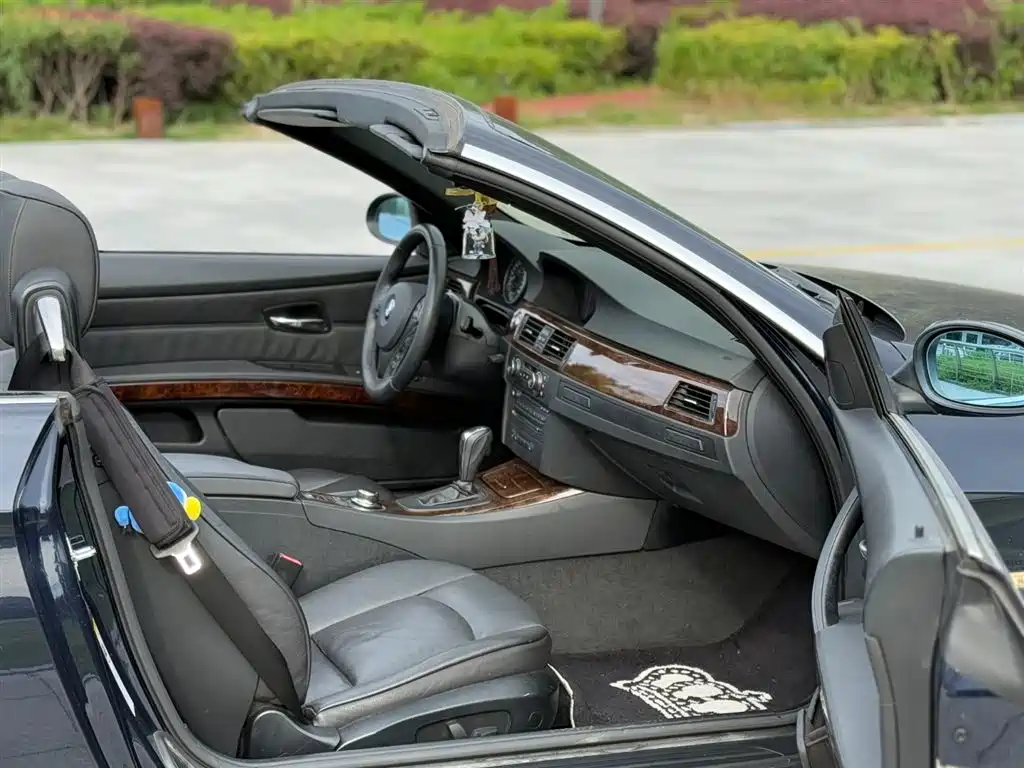 BMW 3 Series 2007 — фото 16