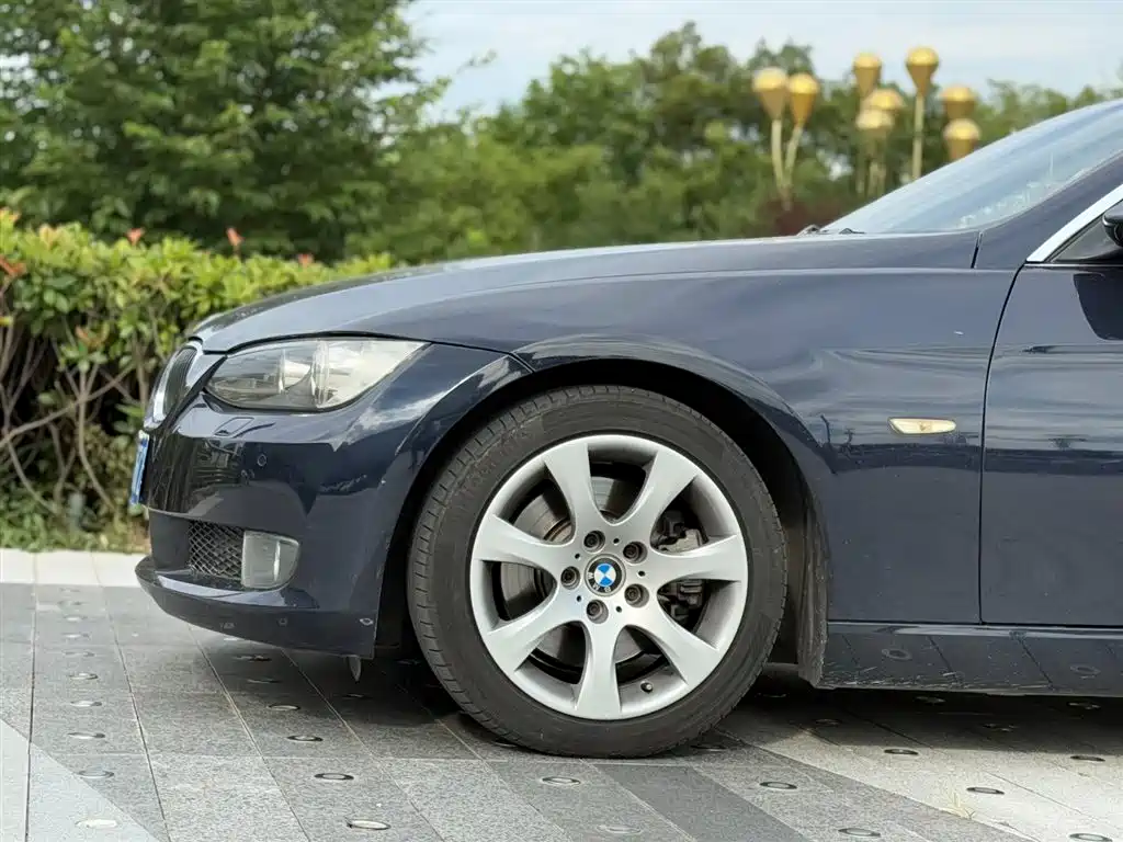 BMW 3 Series 2007 — фото 22