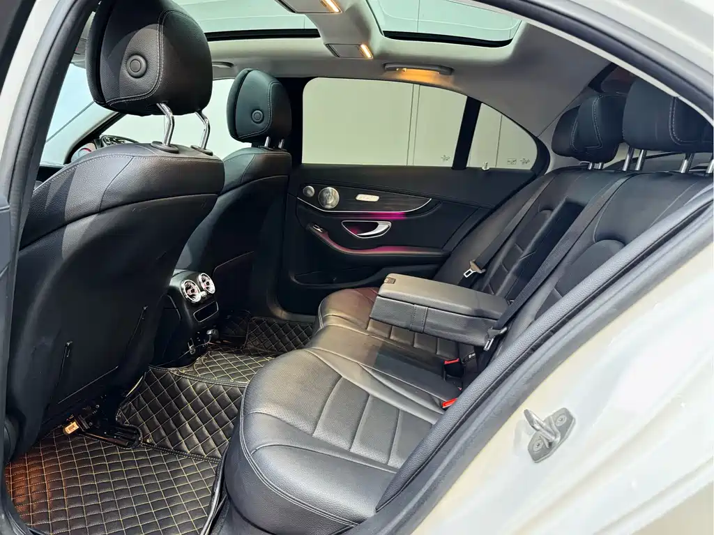 Mercedes-Benz C-Class 2020 — фото 10